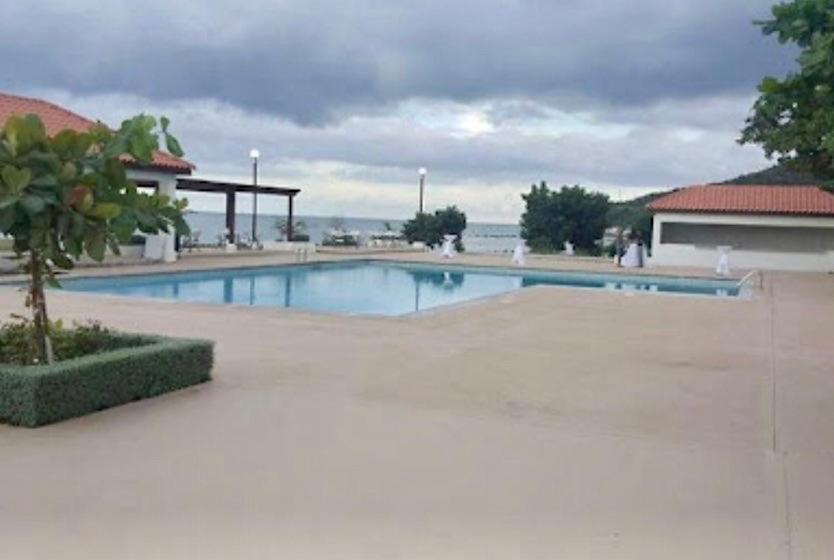 Bayfront Villa & Apartment Portmore Exterior foto